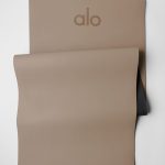 Alo Yoga Lightweight Warrior Mat - Gravel