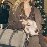 Alo Yoga ALO Voyage Duffle - Alpine Cocoa Suede