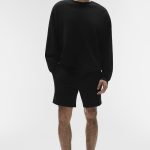 Alo Yoga Chill Crew Neck Pullover - Black