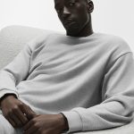 Alo Yoga Chill Crew Neck Pullover - Athletic Heather Grey