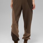 Alo Yoga Make Waves Sweatpant - Espresso Tonal