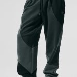 Alo Yoga Make Waves Sweatpant - Charcoal Green Tonal