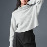 Alo Yoga Cashmere Plush Waffle Turtleneck Pullover - Athletic Heather Grey
