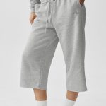 Alo Yoga Accolade Cutoff Sweatpant - Athletic Heather Grey