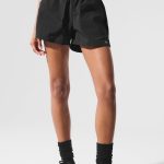 Alo Yoga Alumni Short - Black