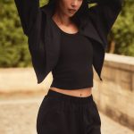 Alo Yoga Playmaker Dolphin Short - Black