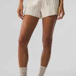 Alo Yoga Cable Knit Winter Bliss Short - Ivory